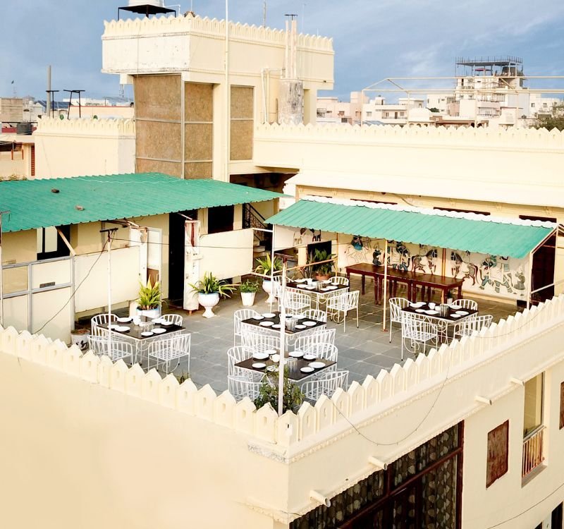 Best Rooftop Restaurant Udaipur